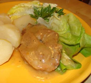 Karkówka w sosie łagodnym