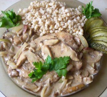 Schab z grzybami leśnymi