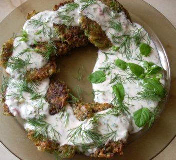 Placuszki z cukinii z miętą