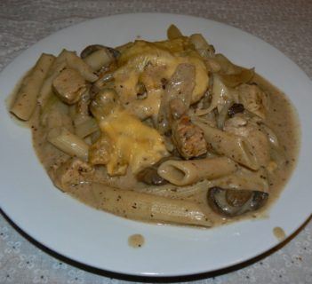Zapiekanka makaronowo-grzybowo-kurczakowa