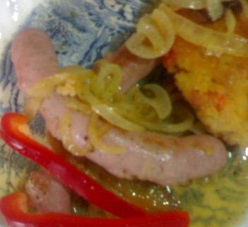 Kiełbaski z kurczaka w białym winie