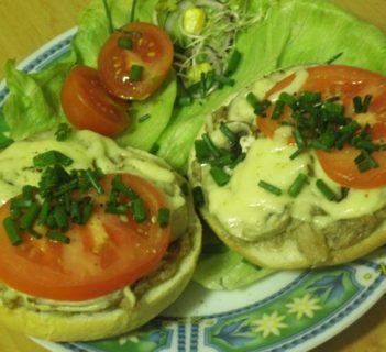 Kajzerka zapiekana z tuńczykiem