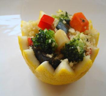 Kolorowa sałatka z kaszy kuskus