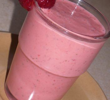 Koktajl Truskawkowy z cytrynową nutką