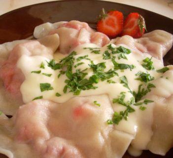 Pierogi z truskawkami