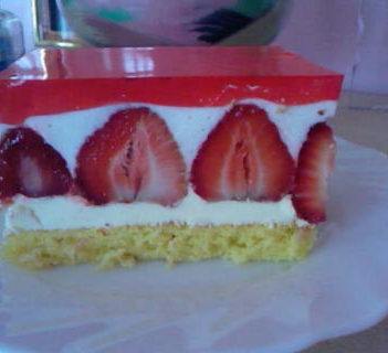 Strawberrycake