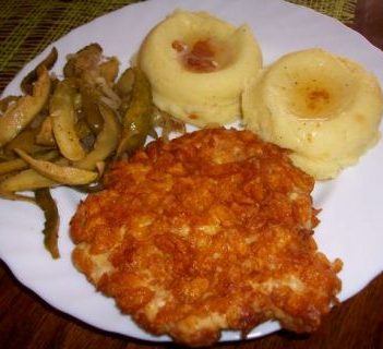 Kotlety w panierce z płatków kukurydzianych