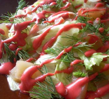 Sałata lodowa owocowo