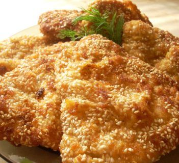 Schabowy z panierce z sezamem