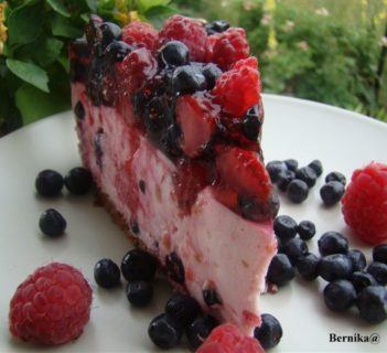 Owocowy sernik na zimno