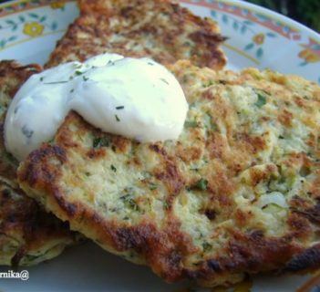 Placuszki z cukinii i fety