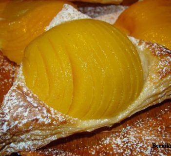 Trójkąty z brzoskwiniami