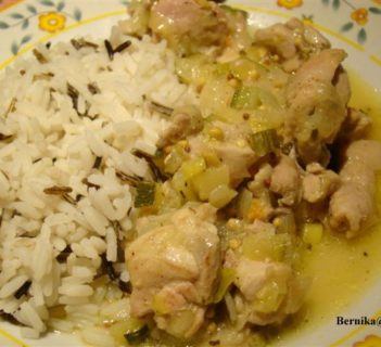 Gulasz z winem z udek kurczaka