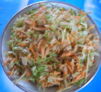 Surówka z kapusty białej