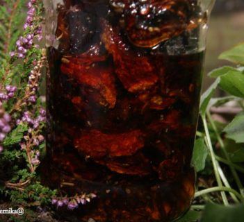 Suszone pomidory w oliwie