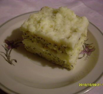 Piegus z kremem śmietanowym