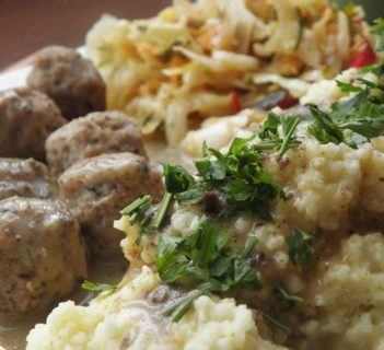 Klopsiki mięsno-grzybowe z sosem grzybowym