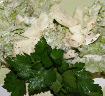 Sałatka z ogórkiem i jajkiem