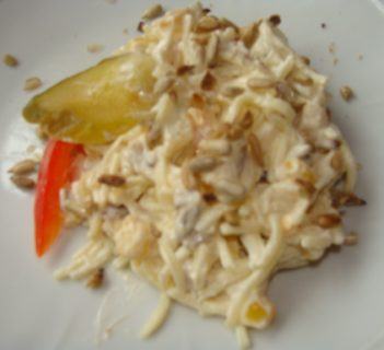 Sałatka z ziarnami słonecznika