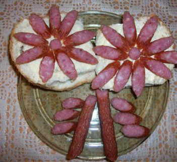 Śniadanko z kabanosem