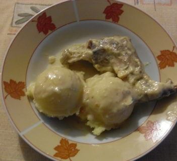 Królik w sosie śmietanowym