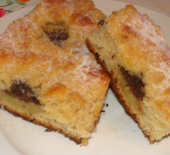 Drożdżowy z kokosową posypką