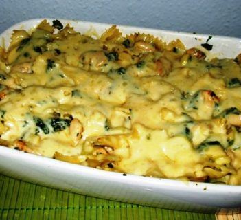 Zapiekanka makaronowa z cukinią