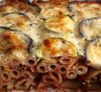 Zapiekanka makaronowa z bakłażanem i cukinią