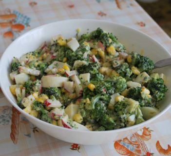 Sałatka brokułowa