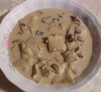 Zupa grzybowa z łazankami