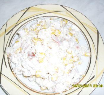 Lekka sałatka z wędzonym kurczakiem