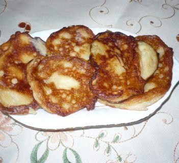 Placuszki drożdżowe z bananem