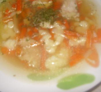 Zupa rybna z lanymi kluseczkami