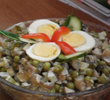 Sałatka z pieczarek 3