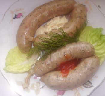 Biała kiełbasa parzona