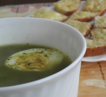 Zupa szczawiowo-szpinakowa