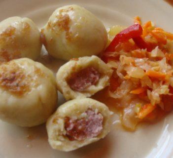 Knedle z białą kiełbasaą