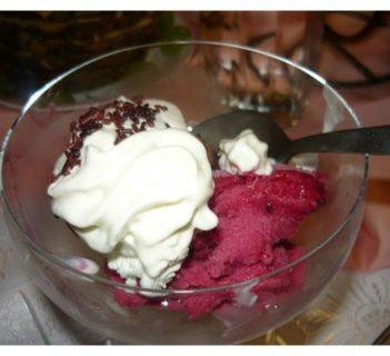 Lody truskawkowe z pianką