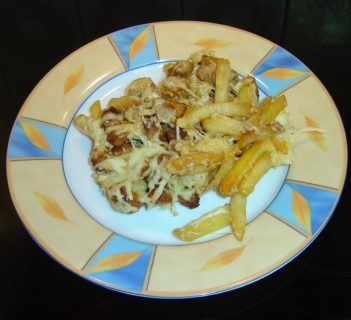 Zapiekany Kurczak z Frytkami