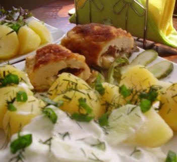 Roladki drobiowe z mozzarellą i pomidorami