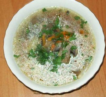 Zupa pieczarkowa