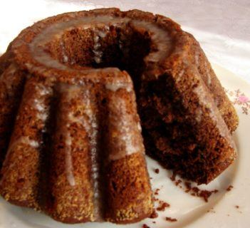 Babka czekoladowa w rumowej polewie